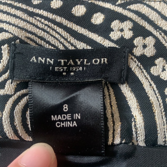 Ann Taylor black and white paisley swirl print skirt with subtle metallic thread - Picture 3 of 5